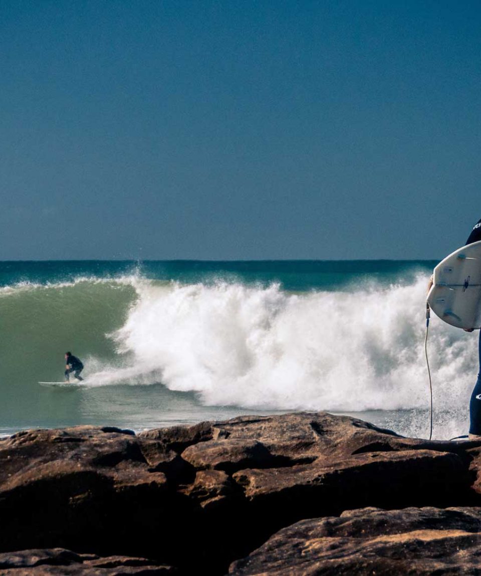 Surfer-Agadir-essoauira-Sidi-Ifni